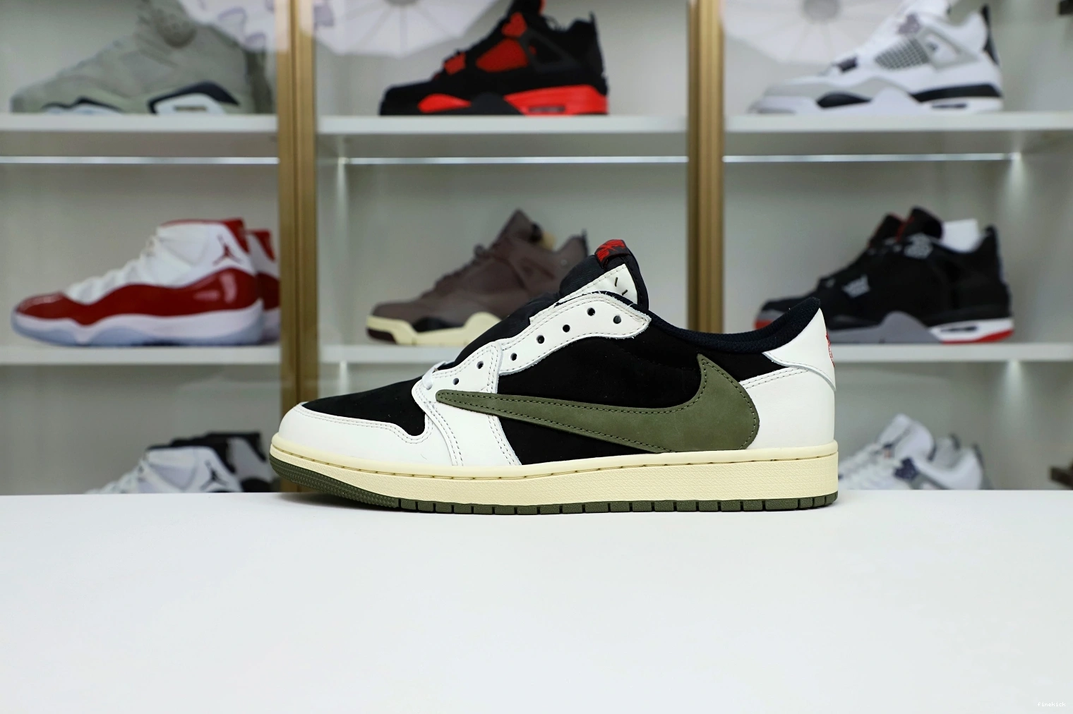 TRAVIS NIKE 1 OG AIR JORDAN “Olive” SCOTT X LOW 0113